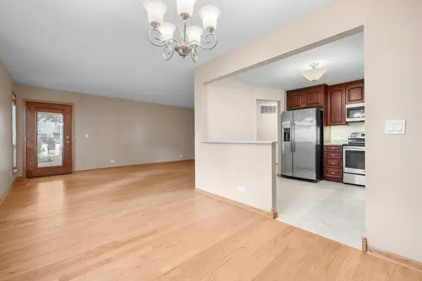 1602 BRITTANY CT #D1, Wheeling, IL 60090