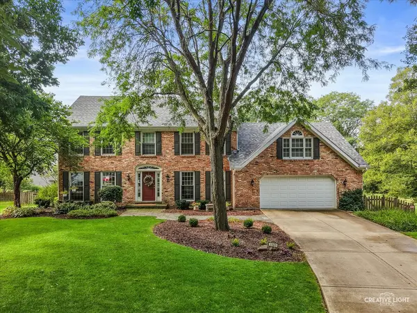 1143 Stuart CT, Naperville, IL 60540