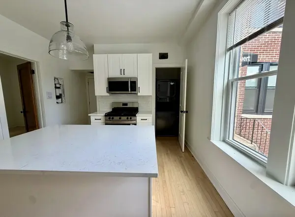 3416 W Schubert AVE #1, Chicago, IL 60647