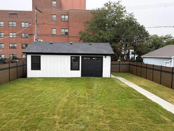 5844 N Navarre AVE, Chicago, IL 60631