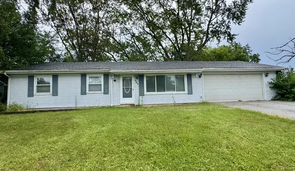 765 Baltimore RD, Valparaiso, IN 46385