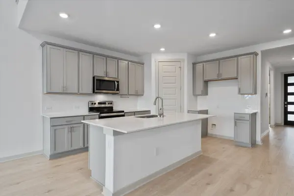216 Mystic Canyon LN, Georgetown, TX 78628