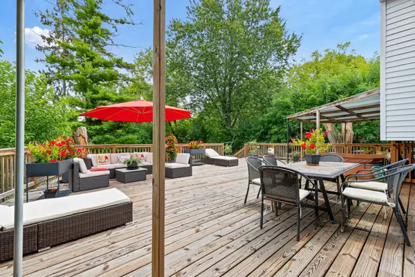 850 Silverwood CT, Lake Zurich, IL 60047