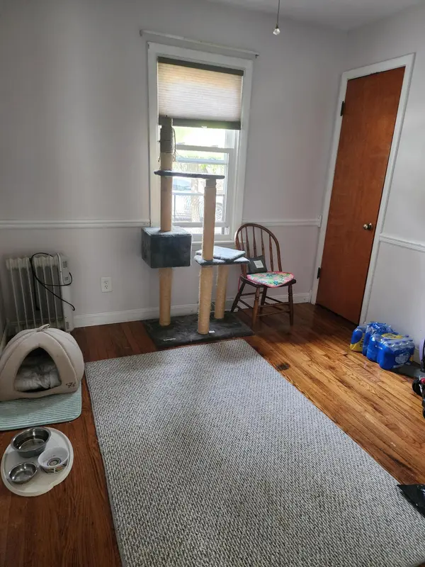 2971 New York ST, Lake Station, IN 46405