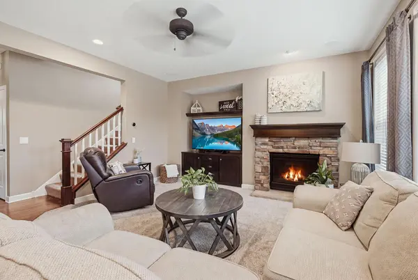 14264 Ailesbury CT, Rosemount, MN 55068