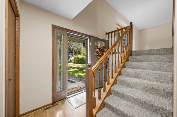 26120 Galen DR, Wyoming, MN 55092