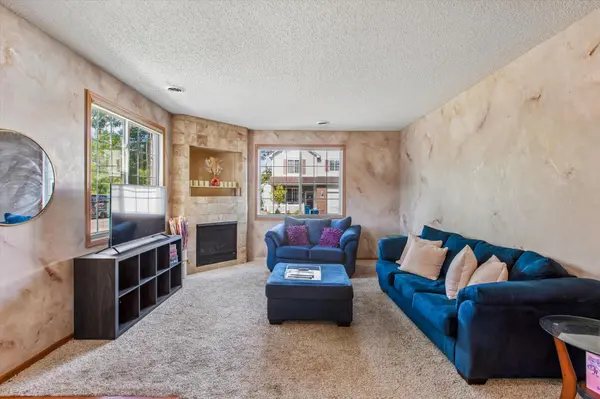 17157 Monroe ST NW, Elk River, MN 55330