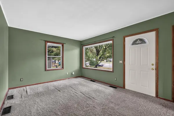 750 Mooers AVE SE, Cokato, MN 55321