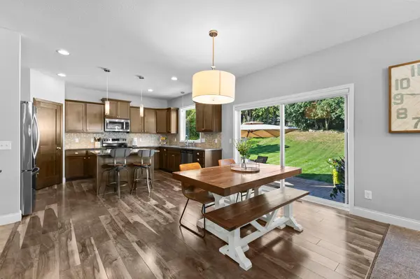 9597 198th ST W, Lakeville, MN 55044
