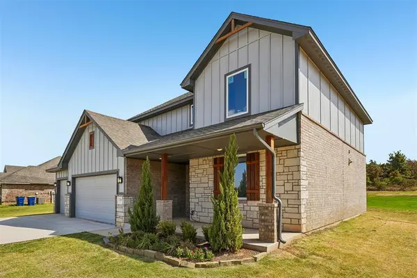 1304 Lighthorsemen WAY, Choctaw, OK 73020