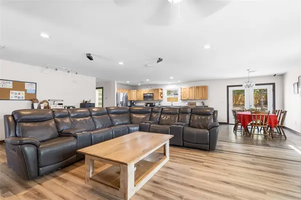 1601 Ward RD, Ardmore, OK 73401