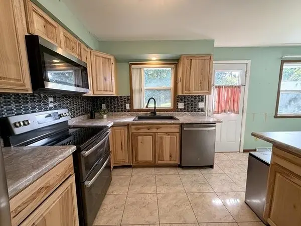 476 HIAWATHA DR, Brillion, WI 54110-0000