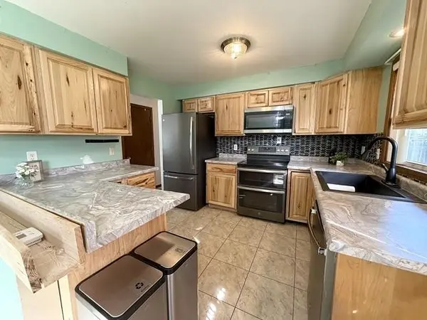 476 HIAWATHA DR, Brillion, WI 54110-0000