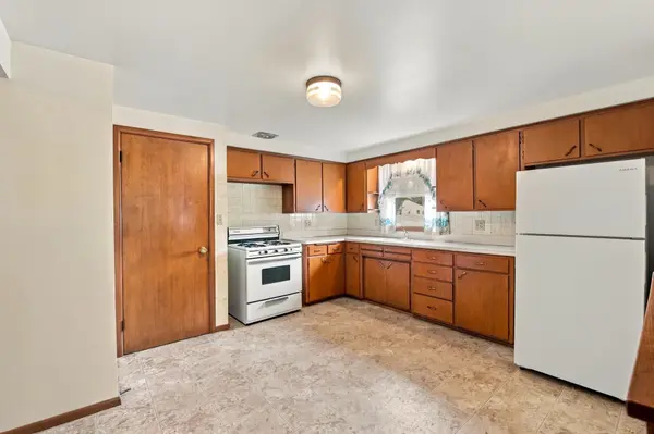 1619 HAROLD ST, Green Bay, WI 54302