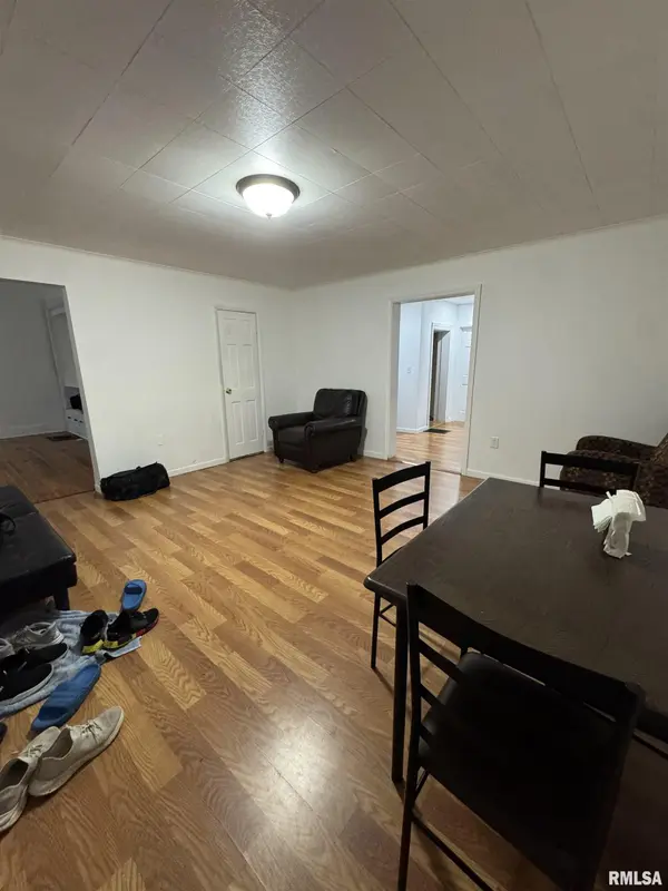 128 W ADAMS ST, Macomb, IL 61455