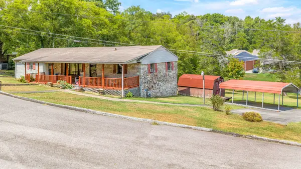 206 Wallace Dr, Fayetteville, TN 37334