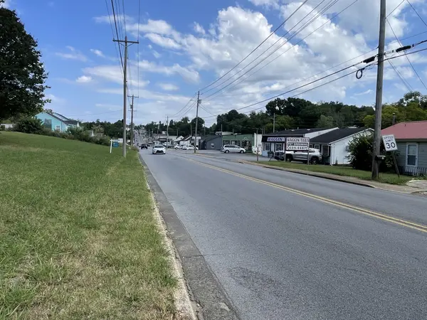 419 E Bernard Ave, Greeneville, TN 37745