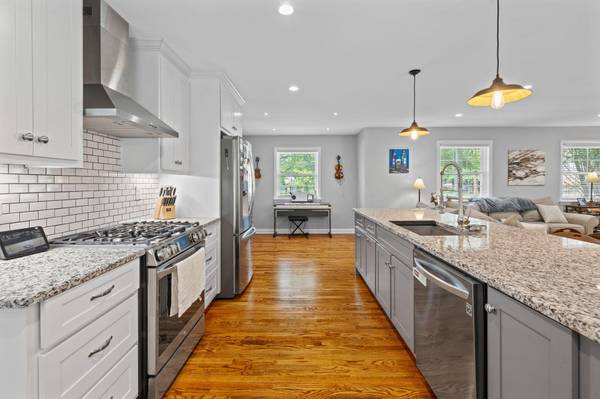 2130 Colonial Parkway Drive, Chattanooga, TN 37421