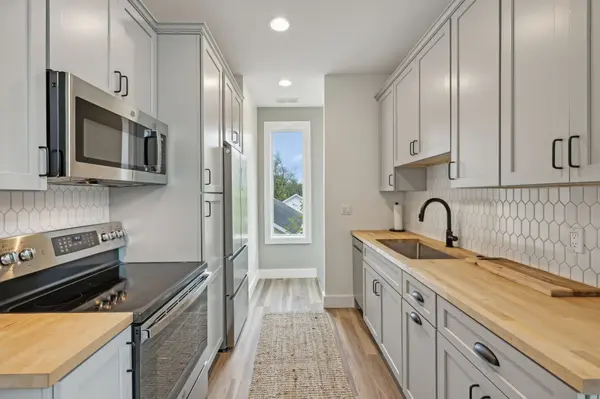 1808 Beech Ave #B, Nashville, TN 37203