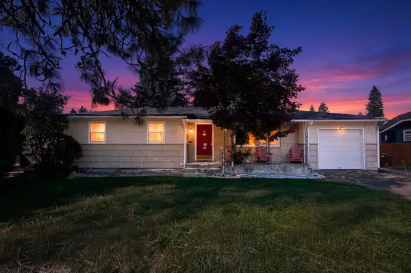 902 S Freya St, Spokane, WA 99202