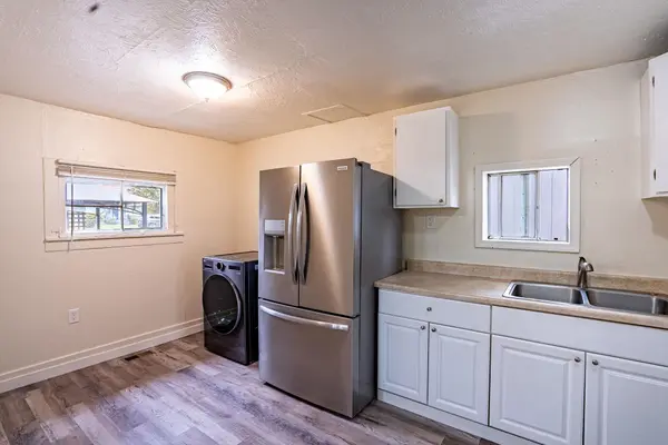 614 E Gordon Ave, Spokane, WA 99207