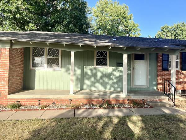 1156 N Waddington, Wichita, KS 67212