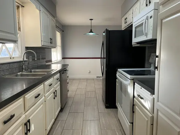 1156 N Waddington, Wichita, KS 67212