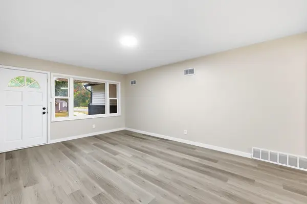 2308 S Belmont St, Wichita, KS 67218-5008