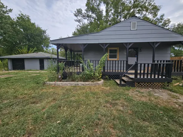 292 S Oak AVE, Sparta, MO 65753