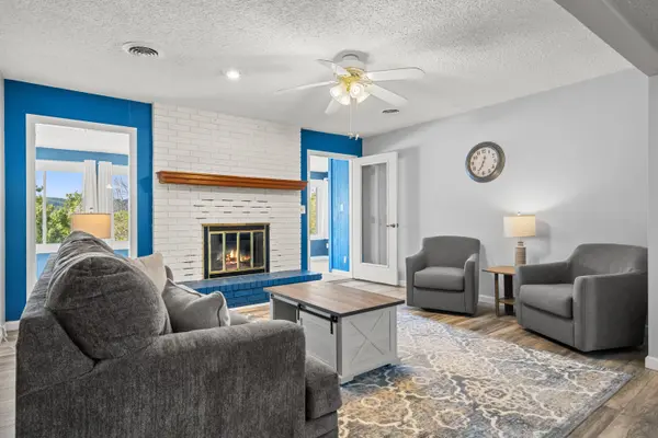 3 Port Holiday DR #Unit F, Kimberling City, MO 65686