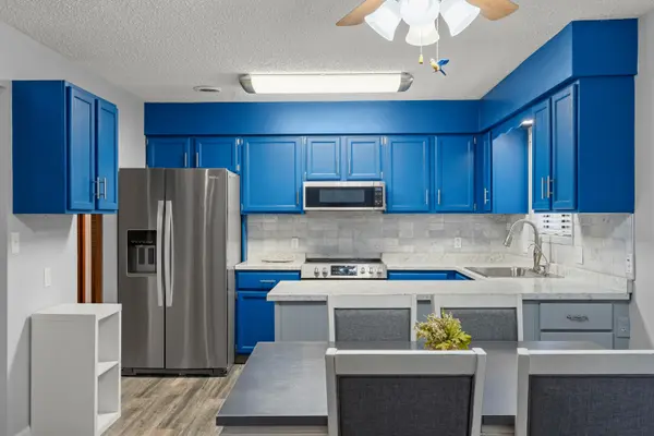 3 Port Holiday DR #Unit F, Kimberling City, MO 65686