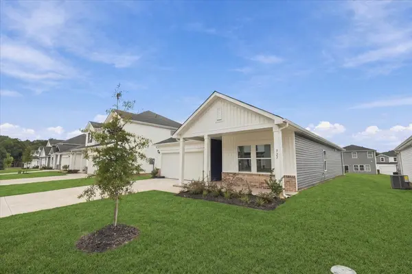 927 Rising Oak CT, Spartanburg, SC 29301