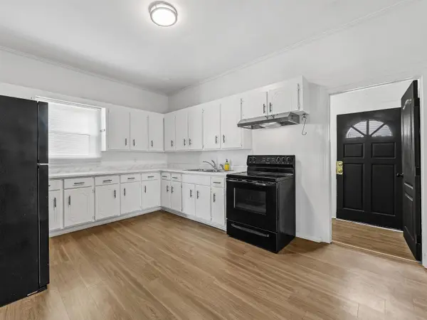 52 Hutchins ST, Greenville, SC 29605