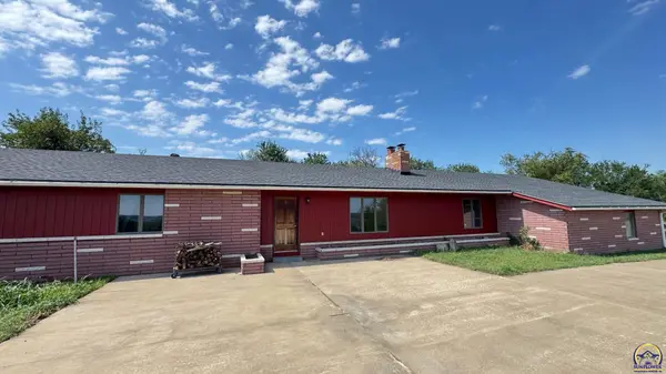 7627 46th ST, Ozawkie, KS 66070