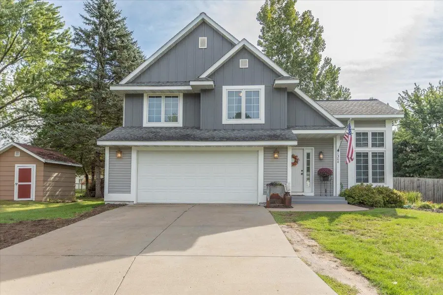 1304 Ballentine RD, Menomonie, WI 54751