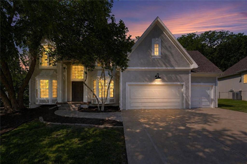 2634 SW Wintervalley DR, Lee's Summit, MO 64081