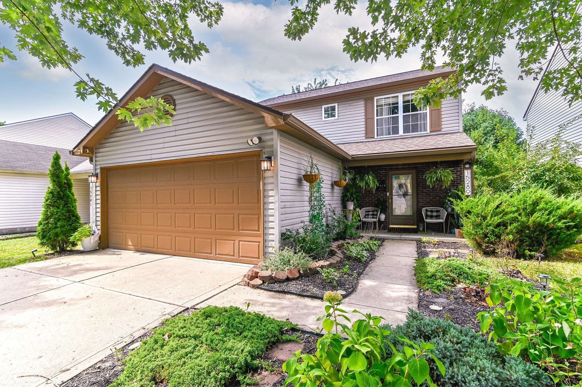 15289 Ten Point DR, Noblesville, IN 46060