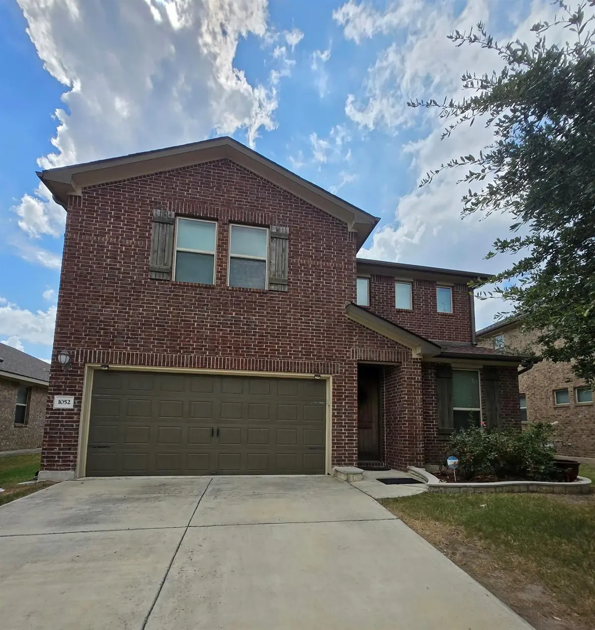 1052 Myrna BND, Leander, TX 78641
