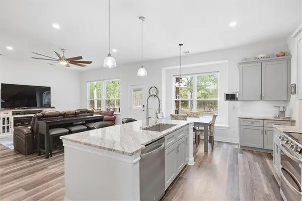 189 Waikakaaua DR, Bastrop, TX 78602