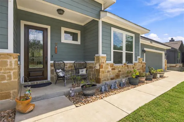 189 Waikakaaua DR, Bastrop, TX 78602