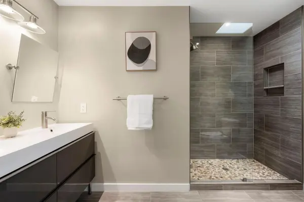 2114 Goodrich Ave #7, Austin, TX 78704