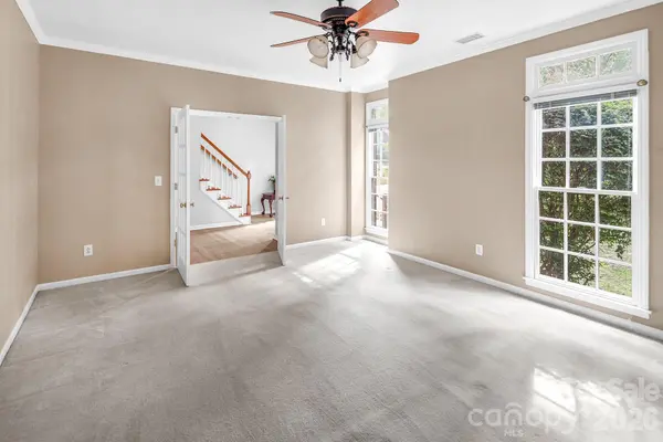 5016 Hickory Lake LN, Matthews, NC 28105