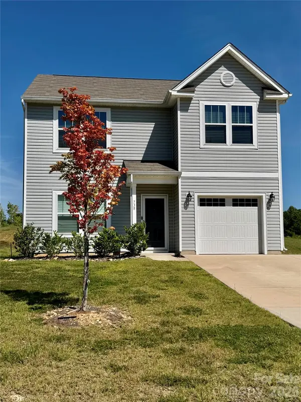 738 Yorkshire DR, Albemarle, NC 28001