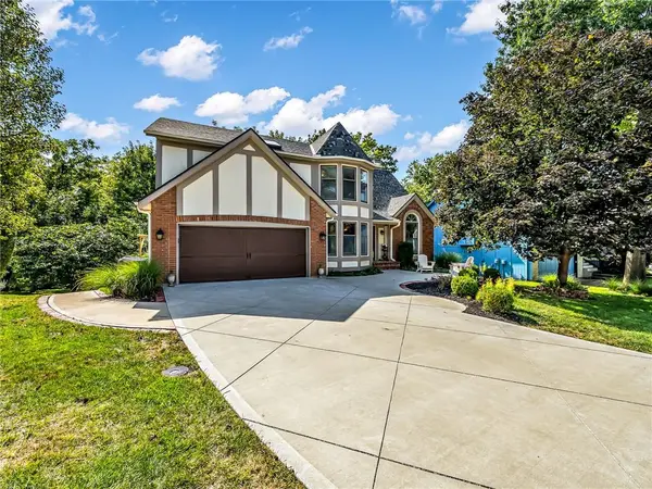 17507 W 113th ST, Olathe, KS 66061
