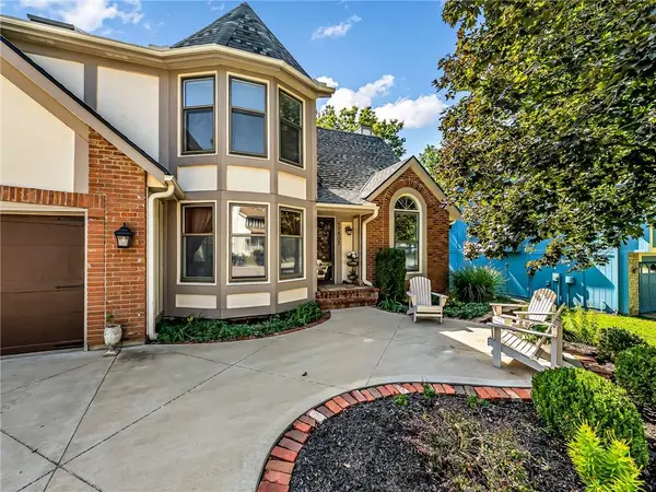 17507 W 113th ST, Olathe, KS 66061