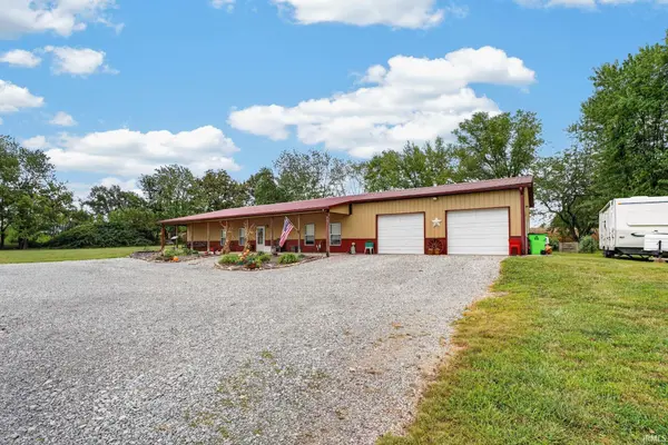 3547 E Honey LN, Olney, IL 62450