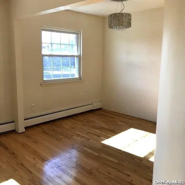 212-01 41 Avenue, Bayside, NY 11364