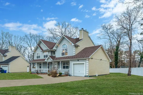 6 Denmark CT, Huntington, NY 11743