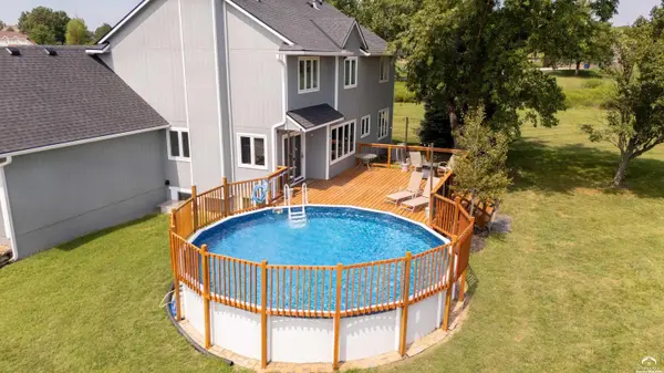 1210 E 2142 RD, Eudora, KS 66025