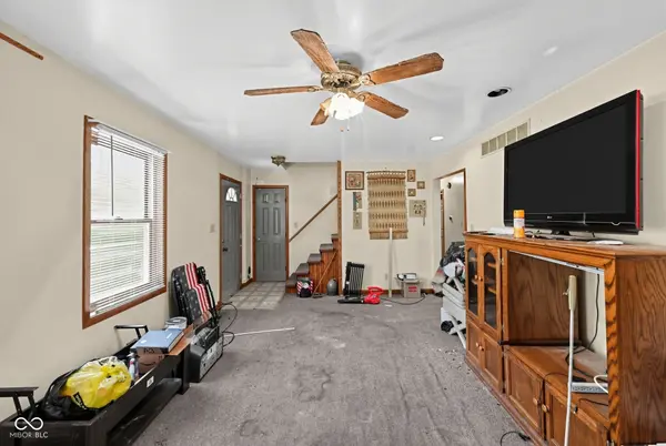 8426 S 800 W, Wanatah, IN 46390